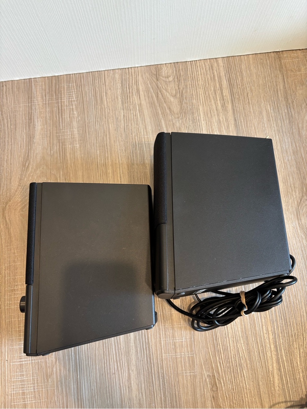 Sold - Picture 3 of 5